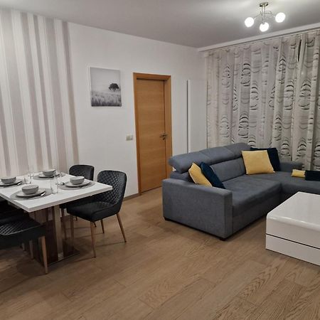 Stylish Panorama City Family Suite ブラチスラヴァ エクステリア 写真
