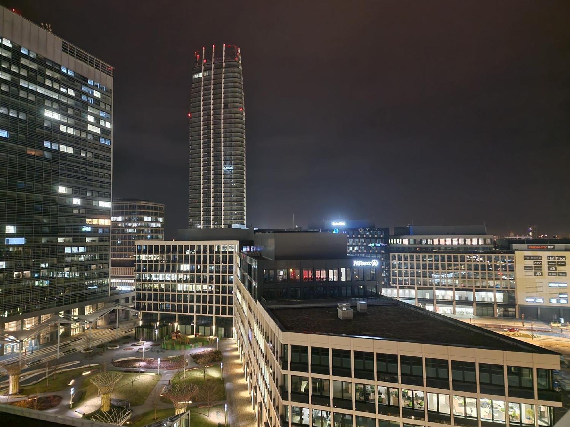 Stylish Panorama City Family Suite ブラチスラヴァ エクステリア 写真