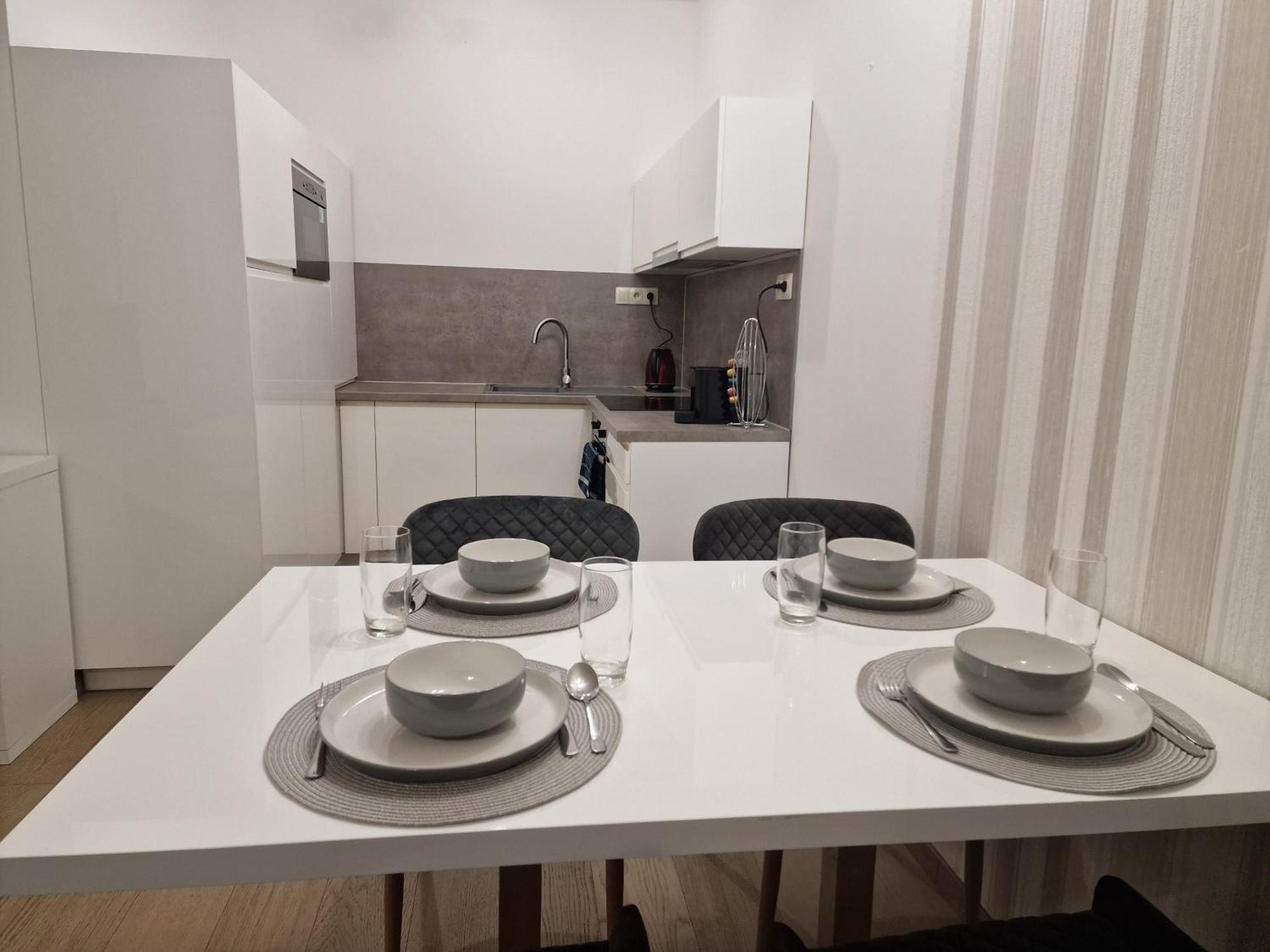 Stylish Panorama City Family Suite ブラチスラヴァ エクステリア 写真
